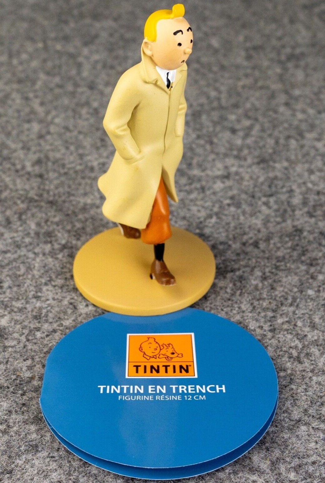 FIGURA EN RESINA TINTIN Y MILU COSMONAUTAS (PAREJA)