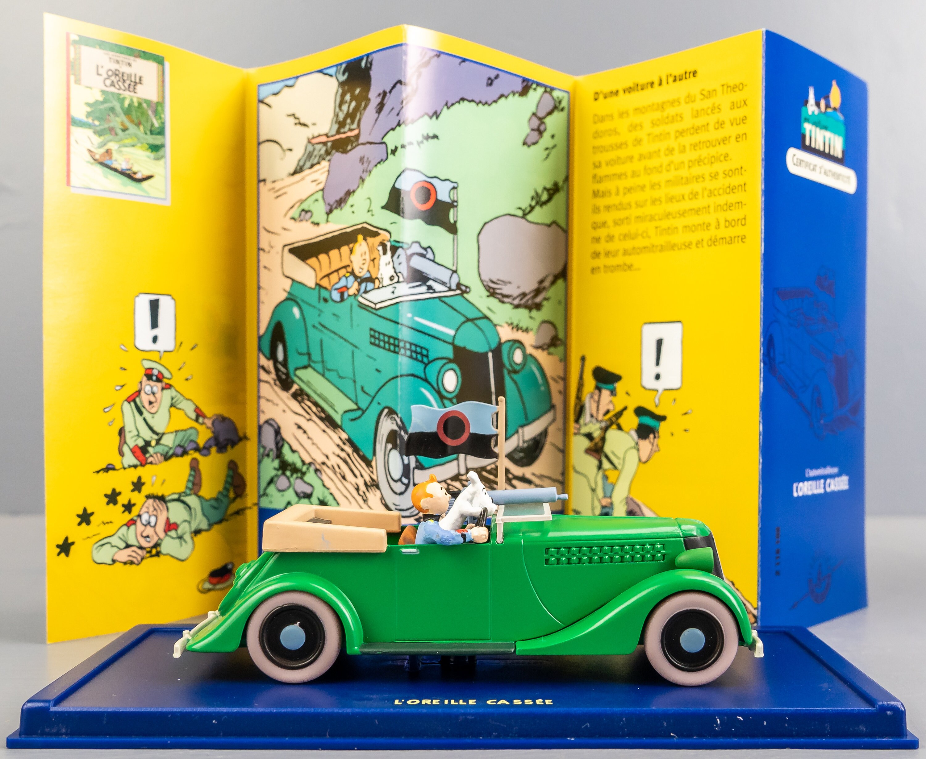 ATLAS TINTIN Car # 8 Green Armoured Car - Broken Ear Herge Model