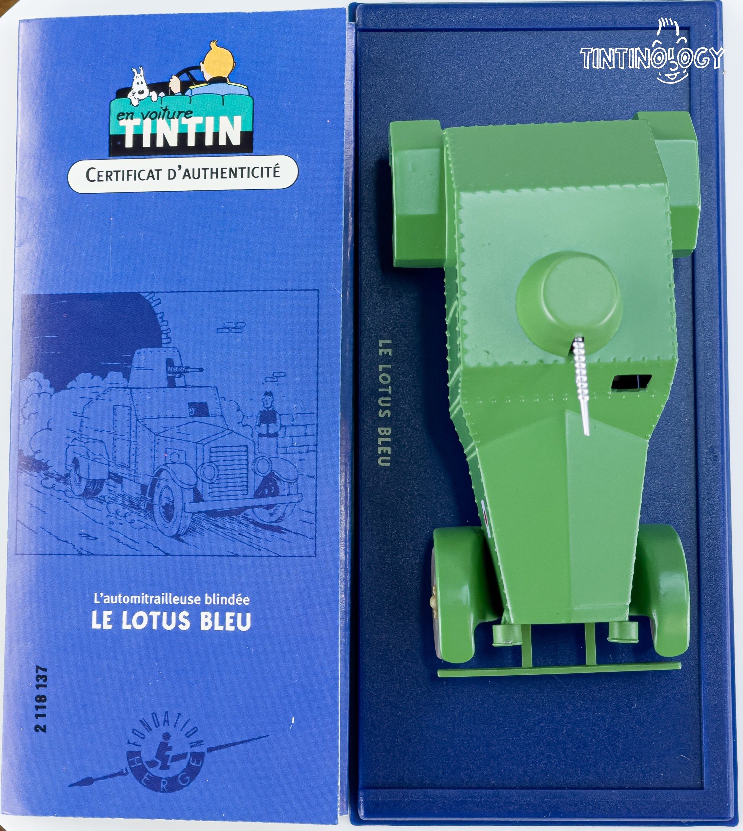 ATLAS TINTIN CAR # 37 Armoured Car - the Blue Lotus Herge Model
