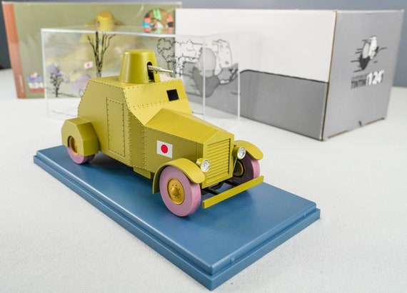 VOITURE TINTIN 1/24 29942 Armoured Car: Blue Lotus Hachette Model