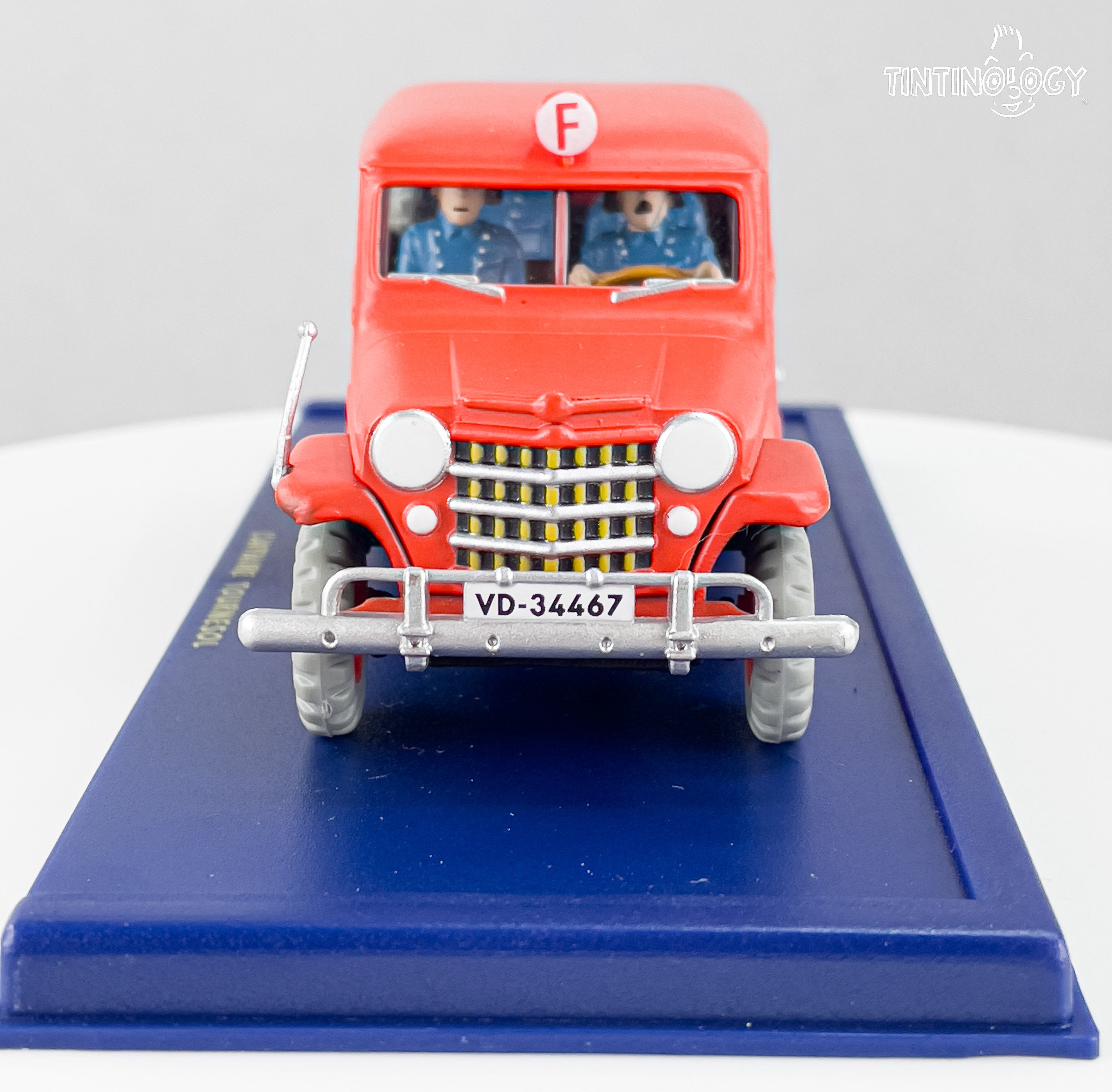ATLAS TINTIN CAR # 57 Jeep Overland - the Calculus Affair Herge