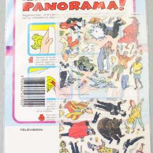 K&ouml;nnte beinhalten: Ein Bogen mit Cartoon-Charakter-Abziehbildern mit dem Text "ANIMEZ CE GRAND PANORAMA!". Der Bogen enth&auml;lt verschiedene Figuren, einen Frosch, einen B&auml;ren und einen Panzer.