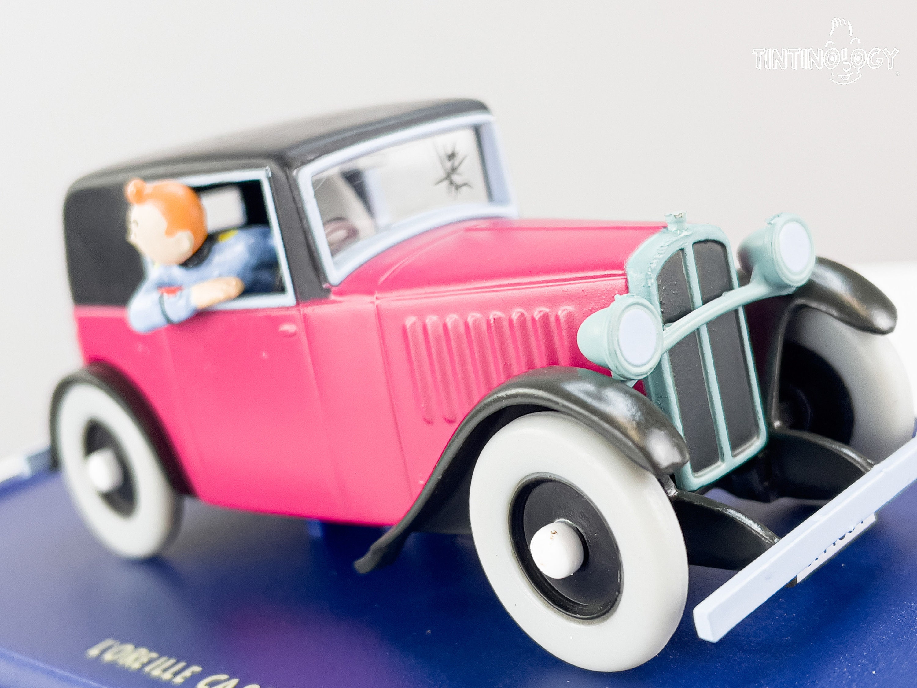 1/43 En voiture Tintin coupé-spider de L'oreille Cassé Atlas
