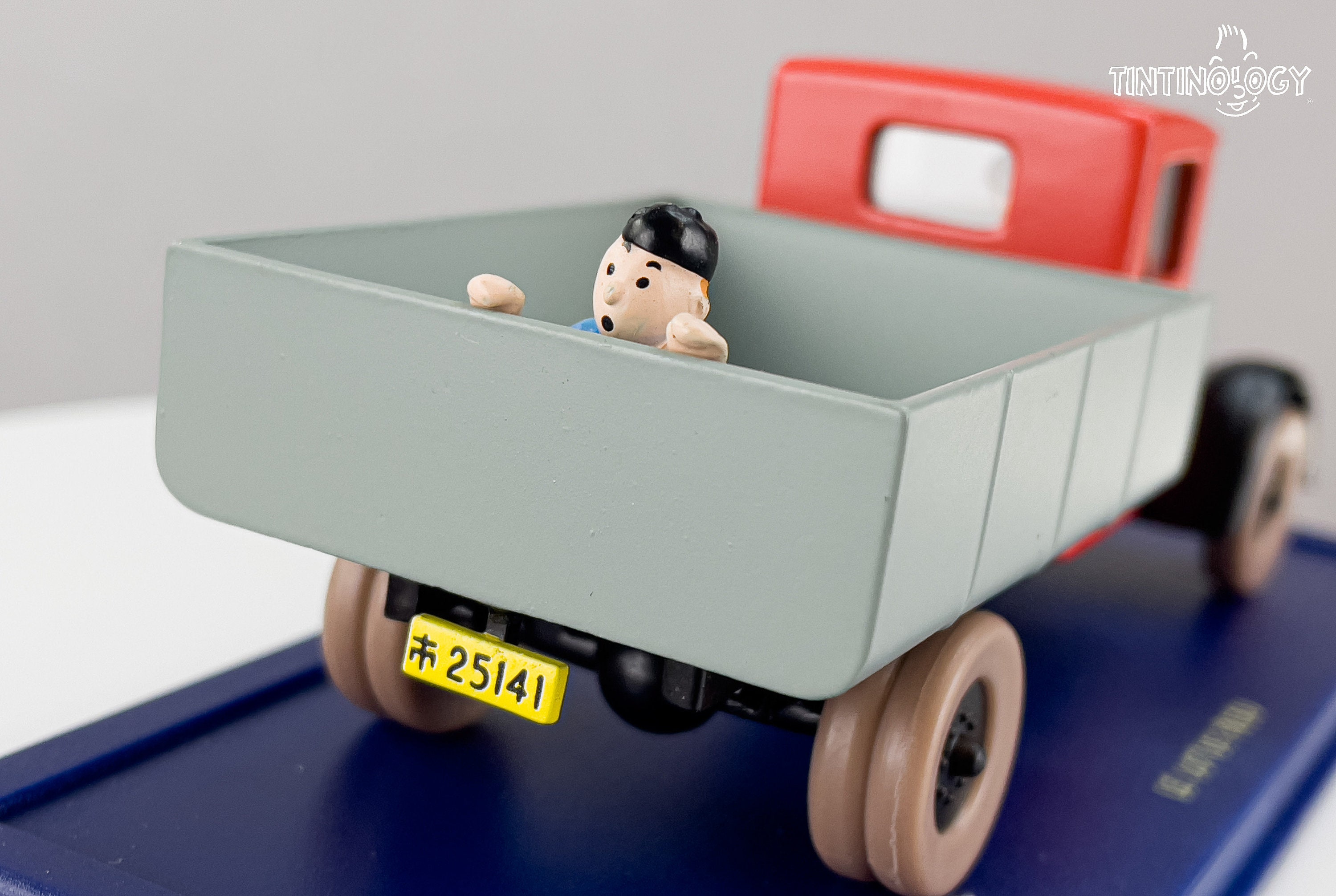 アトラス タンタンカー #36 レッド ミース トラック - ブルー ロータス