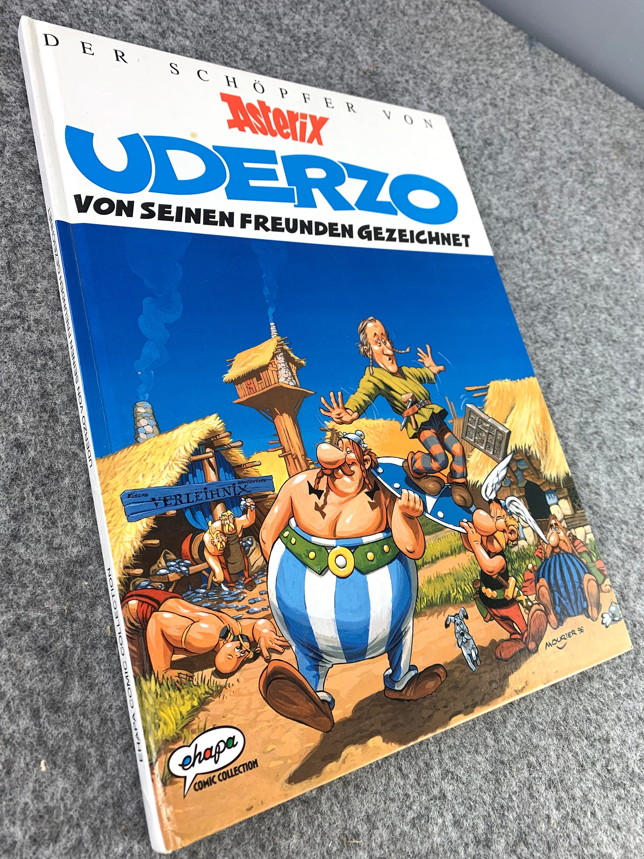 Set of Vintage 1990's Asterix Paperback Books in German Dargaud