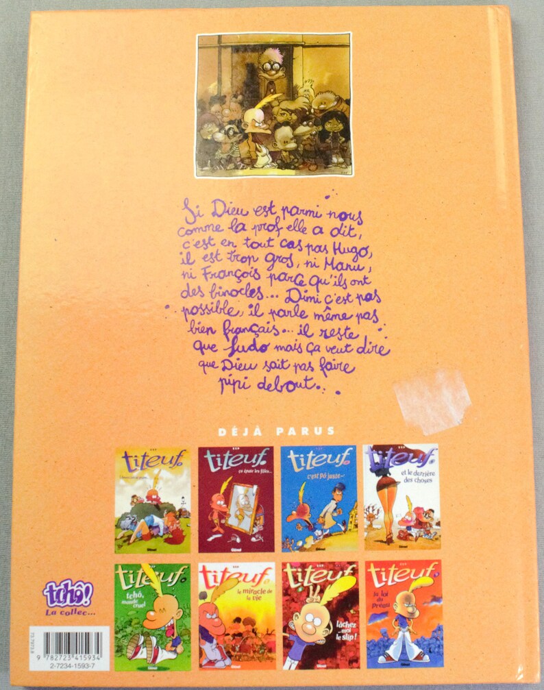Puede incluir: Una contraportada de libro de color naranja claro con una ilustraci&oacute;n de dibujos animados de un grupo de ni&ntilde;os en la parte superior. Debajo hay un bloque de texto manuscrito en franc&eacute;s. Abajo, ocho portadas de c&oacute;mics Titeuf.