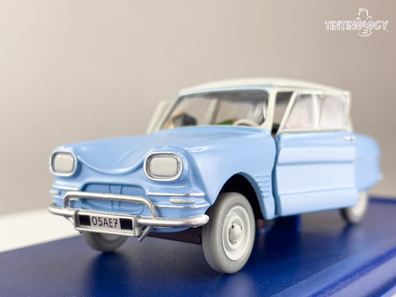 ATLAS TINTIN CAR # 14 Citroen Ami 6 - Castafiore Emerald Herge