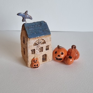 Handmade Ceramic Halloween House Set: Miniature Pumpkin Decor