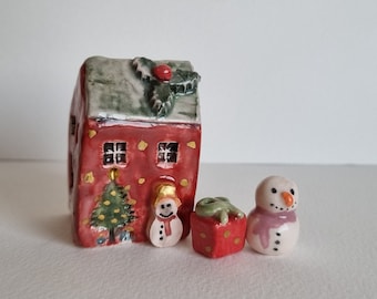 ミニ陶器クリスマスビレッジセット：手作りのホリデーデコレーション