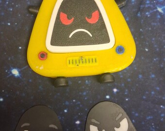Tilo Toy with Interchangeable Emoji Faces