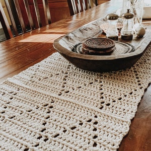 CROCHET PATTERN Lattice Table Runner by Fiction Fibers, Beginner Crochet Digital Pattern image 2