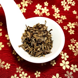 White Kyara Slices | 100% Naturally Cultivated | Kynam Kinam Agarwood | China Hainan | 10 Grams Pack
