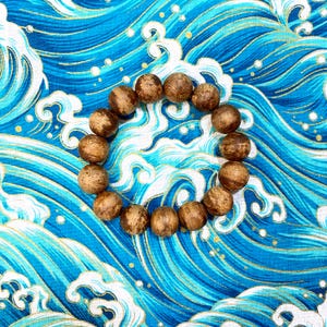Green Kyara Agarwood 14mm Bracelet | 100% Naturally Cultivated | Kynam Kinam Oudwood | China Hainan | 14 Grams
