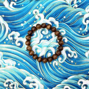 Green Kyara 10mm Bracelet | 100% Naturally Cultivated | Kynam Kinam Oud Agarwood | China Maoming | 8 Grams