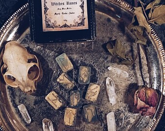 WITCHES RUNES Cera derretida | 100% óleos essenciais | 100g