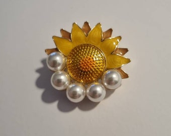 Broche Fleur Perle