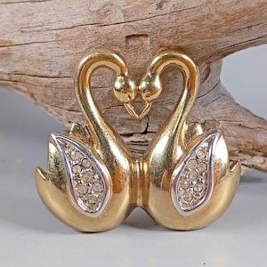 Vintage golden swans lovers brooch Modern gold metal brooch Two swans in love original brooch Elegant sparkly swan bird coat brooch