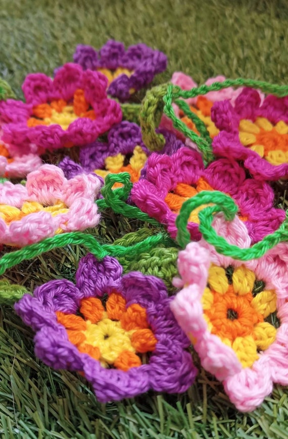 Crochet Kit Flower Garland, Beginner Crochet Kit With Yarn, Crochet Garland  Pattern, Flower Garland Craft Kit, Crochet Flower Garland DIY 