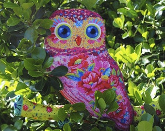 Sewing kit -  Charlotte Owl in pink