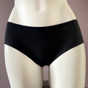 Women Underwear Ice Silk Seamless Panties Breathable Hipsters