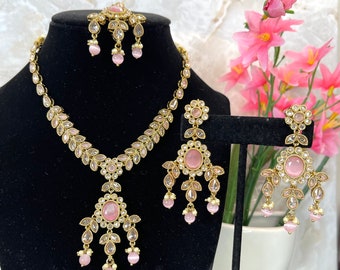 Antique Gold Polki Necklace Set: Baby Pink Kundan Indian Jewelry