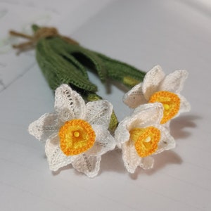 Crochet Pattern - DAFFODIL Mini Bouquet - Level 4