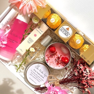 Luxury Self Care Gift | Pamper Self Care Christmas Gift Box | Bath & Beauty Spa Relaxation Gifts for Her | Self Care