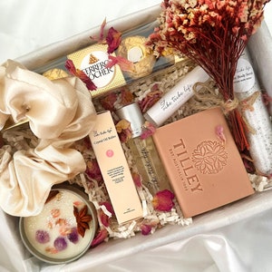TEACHER APPRECIATION Self Care Gift | Pamper Self Care Christmas Gift Box | Bath & Beauty Spa Relaxation Gifts for Her | Self Care