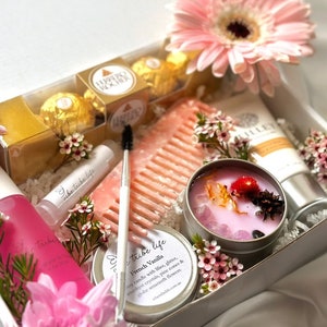 BEAUTIFUL Self Care Gift | Pamper Self Care Christmas Gift Box | Bath & Beauty Spa Relaxation Gifts for Her | Self Care