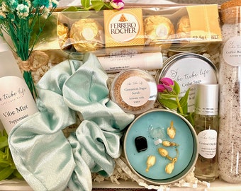 COCONUT MINT Self Care Gift Hamper Set | Pamper Self Care Christmas Gift Box | Bath & Beauty Spa Relaxation Gifts for Her | Self Care Kit