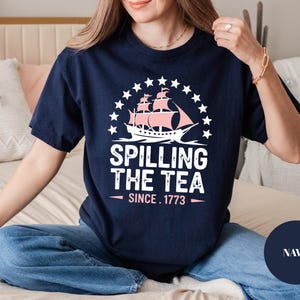 Boston Tea Party Tee: Funny 1773 Patriotic Humor - USA Shirt Bild 3