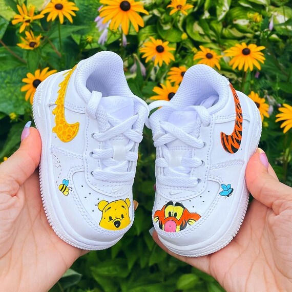 Winnie the Pooh Custom Nike Air Force 1 AF1 | Etsy Österreich