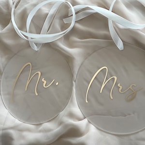 Stuhldeko Hochzeit, Stuhlschider Mr & Mrs, Stuhldeko Acryl, Acrylscheibe Mr Mrs, Hochzeitsdeko, Hochzeit, Braut und Bräutigam