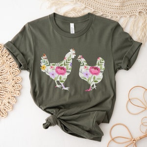 Floral Chicken Shirt, Chicken Shirt, Farm Shirt, Chicken Lover Shirt, Women&#39;s Chicken Shirt, Farm Tees