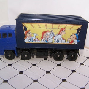 Lledo, Tetley Tea, Tetley Tea Folk, Advertising, Die cast Model, Marathon Series, Limited Edition, SALE