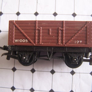 Modelleisenbahn, Tri-ang, Kohlewagen, 12 Tonnen, R10/13, braun, Spur OO, Vintage