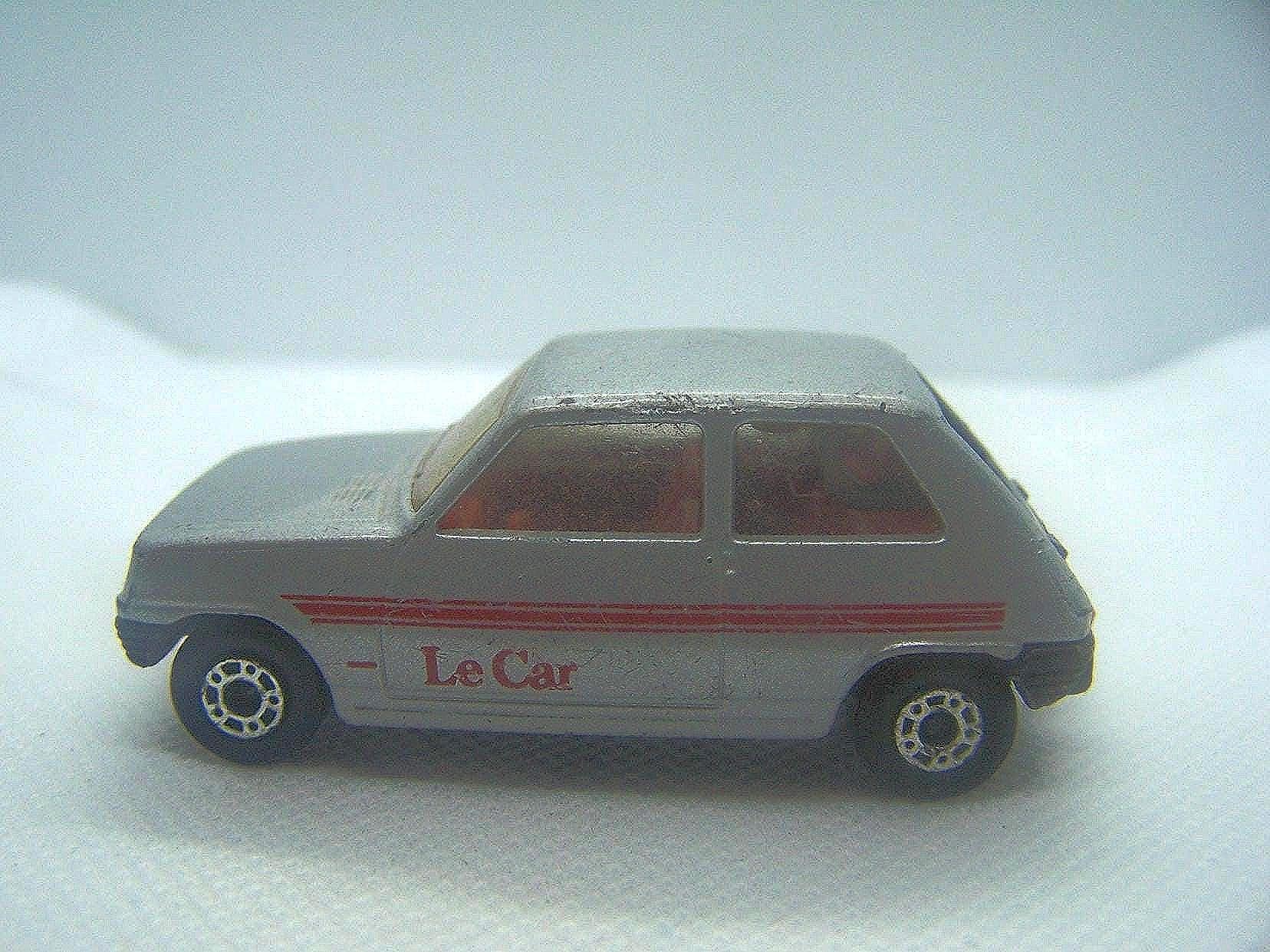 Renault 5 R5 TL weekend en métal POLISTIL + boîte-plexi d'origine (1980
