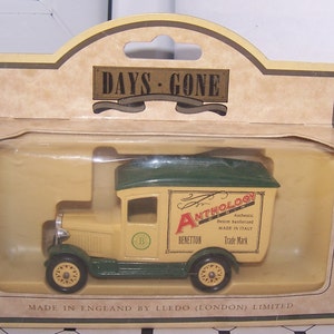 Lledo, Days Gone, Chevrolet Van, 1934, Anthology, Benetton, Die Cast Model, Promotional
