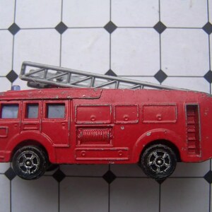 ミニカー ERF Fire Engine Water Tender Corgi Juniors ERF Fire Tender Truck Red Made in Great