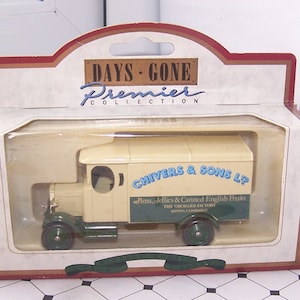 Lledo, Days Gone, Advertising, Die Cast Model, Chivers & Sons, 1931 Morris Van, Limited Edition