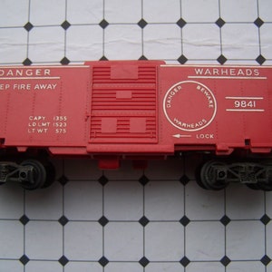 Model Railway, Tri-ang, Exploding Freight  Wagon , R249, OO Gauge, Red, NO Roof, Vintage