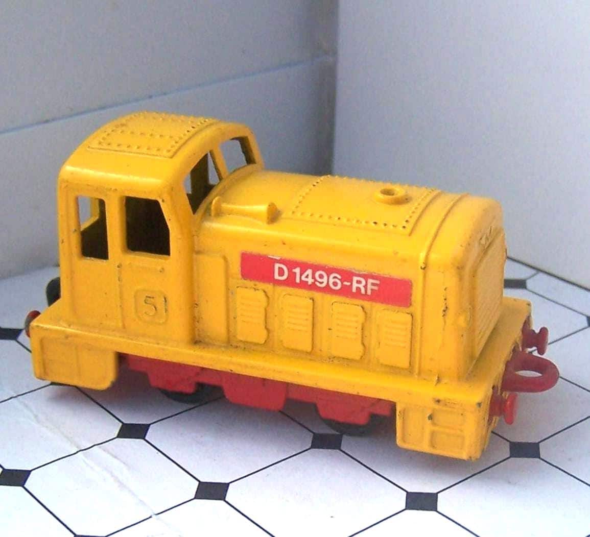 マッチボックス　レズニー　No.13 機関車 Matchbox locomotive - Etsy 日本