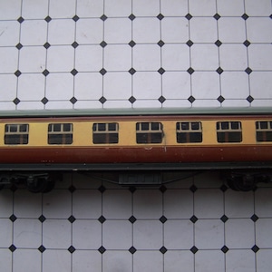 Model Railway, Hornby Dublo, Meccano, Passenger Carriage, Tin plate, OO Gauge, W15862, Vintage, SALE