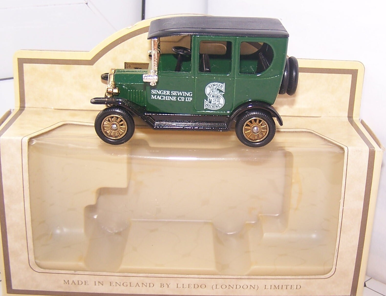 M06-s069 当時物 LLEDO レド DAYS GONE 1/43 Ford Model T Van Hennessy/Renault Van Remy Martin 運搬車他 6台まとめ M06-s069 当時物 LLEDO レド DAYS GONE 1/43 Ford Model T Van