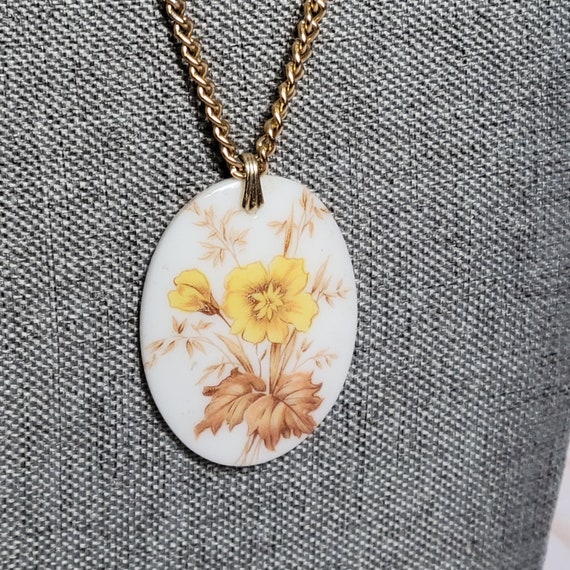 UNYKTOUCH Handcraft Saint Andrew Oval Porcelain Pendant ~ with 18+4 inch Extender Chain UNYKTOUCH Handcraft Saint Andrew Oval Porcelain Pendant ~ with 18+4 inch Extender Chain