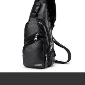 Lumento Men Fashion USB Port Chest Bag Boys Casual Small Handbag Waterproof  School Outdoor Messenger Crossbody Bags Music Prince-Send [Pendant Data  Cable] 