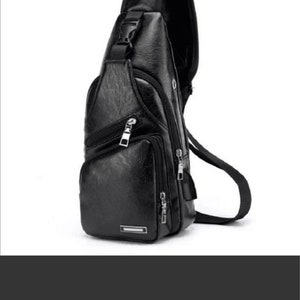 Mens PU Leather Chest Bag Shoulder Pack USB Charging Port Men Crossbody Handbags