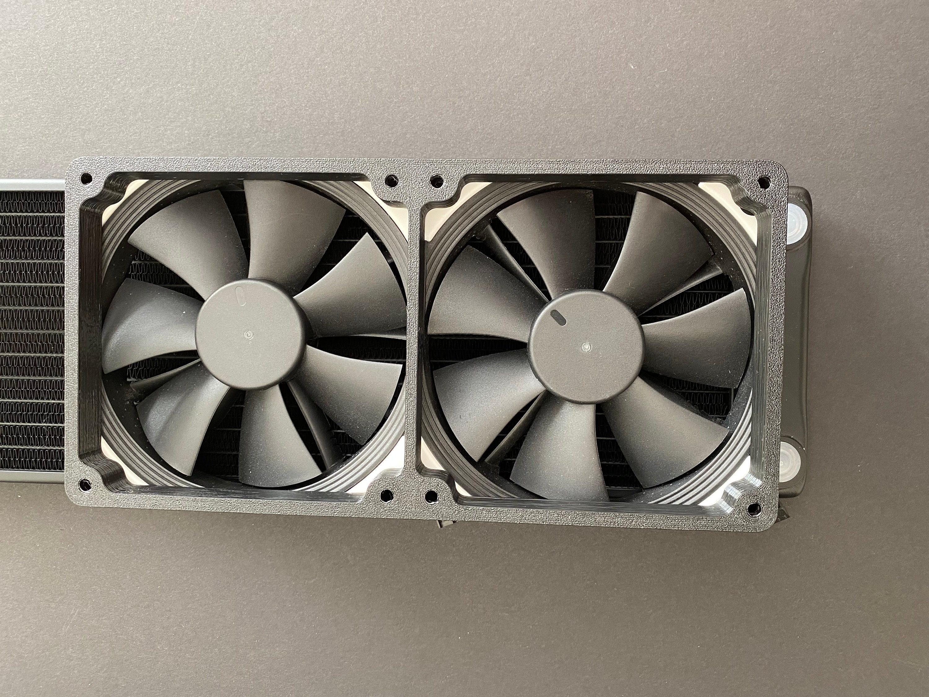 thumbnail image 2 of Universal 26x19 Aluminum Radiator Fan Shroud With 16-inch Chrome Fan - 2600 CFM 2 of 3