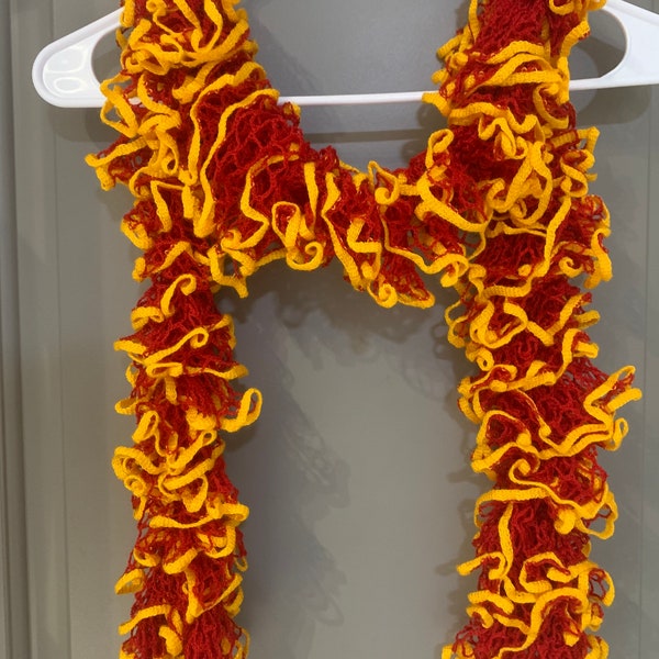 Knitted Ruffle Scarf “On Fire”
