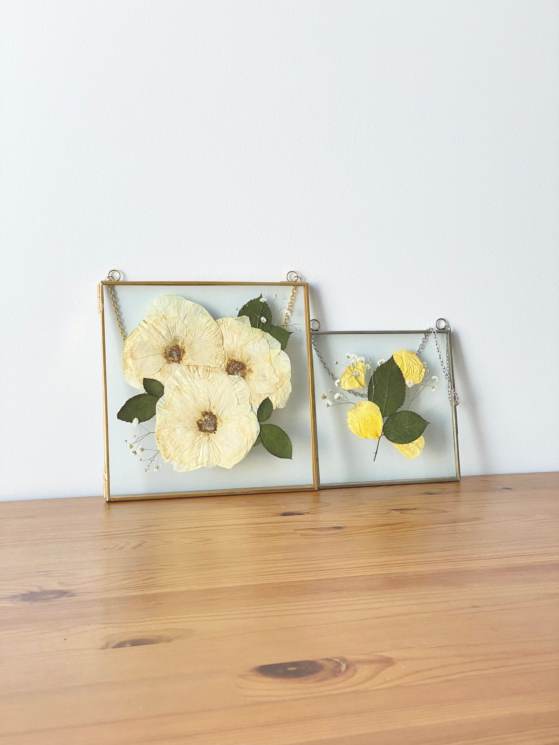 Circle Pressed Flowers, Large Pressed Flower, Pressed Flower Art, Floating  Frame, Pressed Flower Glass, Flower Wall, Office Decor, Boho 